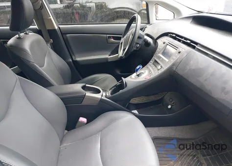 2013 Toyota Prius Four from USA, damaged, VIN JTDKN3DUXD5704644